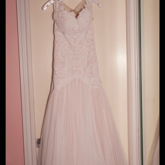 davids bridal gown - Picture 4 of 6